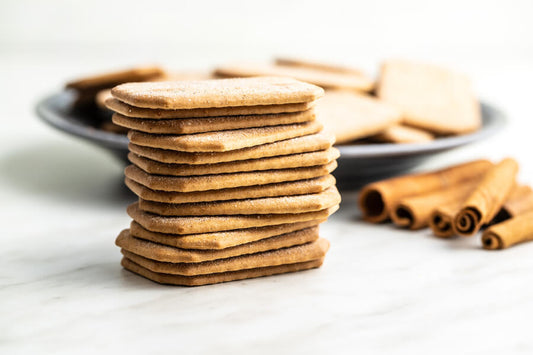 Galletas de canela con Go Fiber: crujientes, saciantes y listas en 30 minutos