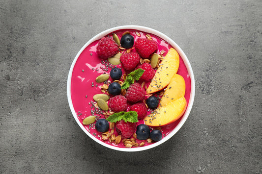 Smoothie bowl de frutos rojos con Gollagen: belleza en un bowl